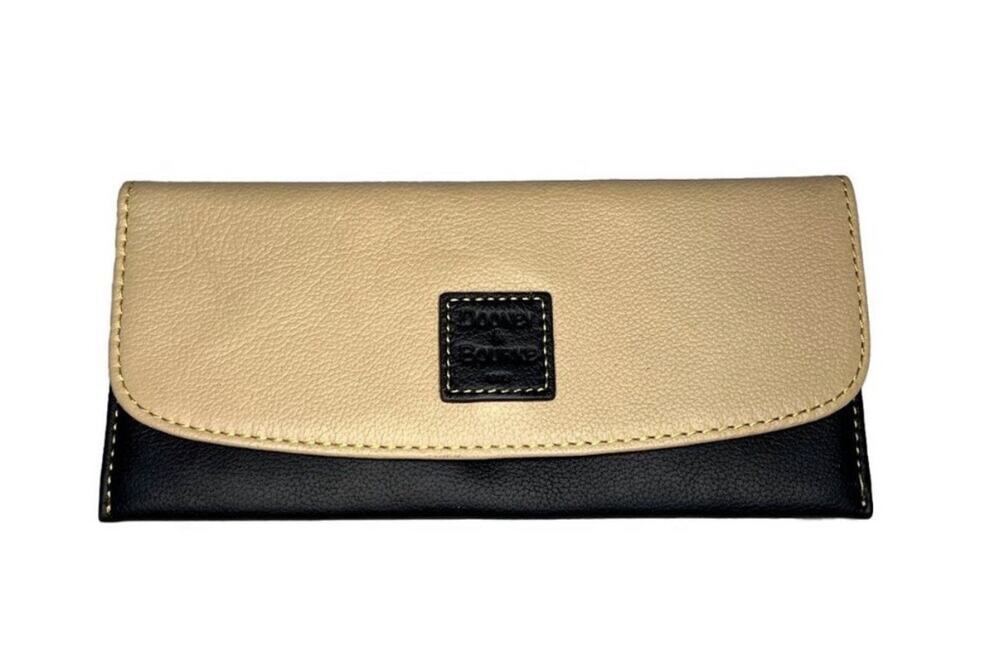 dooney and bourke wallet